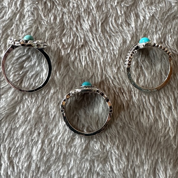Silver and Turquoise Ring Set , 3 rings sz 7 - Picture 5 of 5